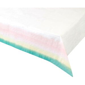 We heart pastels paper table cover