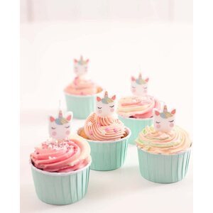 We heart unicorn shaped candles 5pk