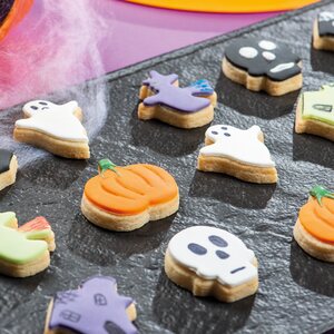 Decora 6 HALLOWEEN MINI PLASTIC COOKE CUTTERS 3/5 X H 2,2 CM