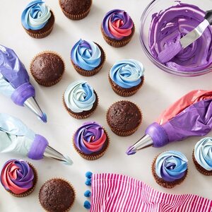 Wilton ColorSwirl Tri-Color Large Coupler