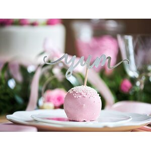 Kakunkoristeet, Sweet Yum Love, hopea